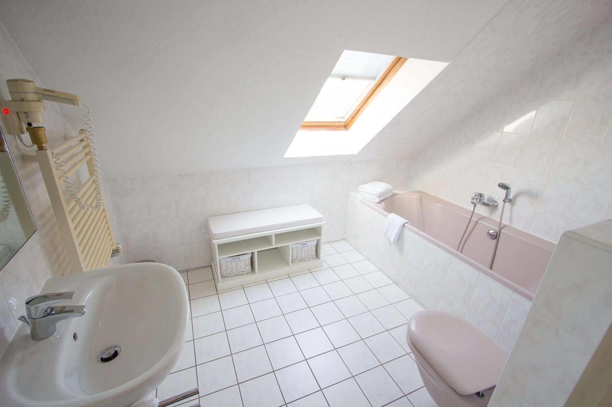 Hotel "Zur Muehle" Hoyerswerda Esterno foto